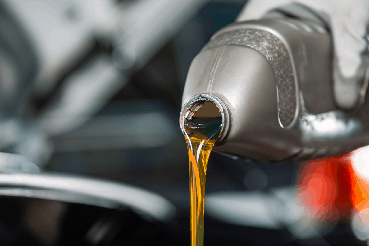 Wymiana oleju silnikowego co ile wymieniać olej w